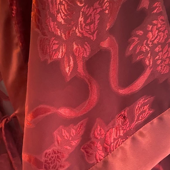 Victoria’s Secret Dark Red Robe - Picture 6 of 7